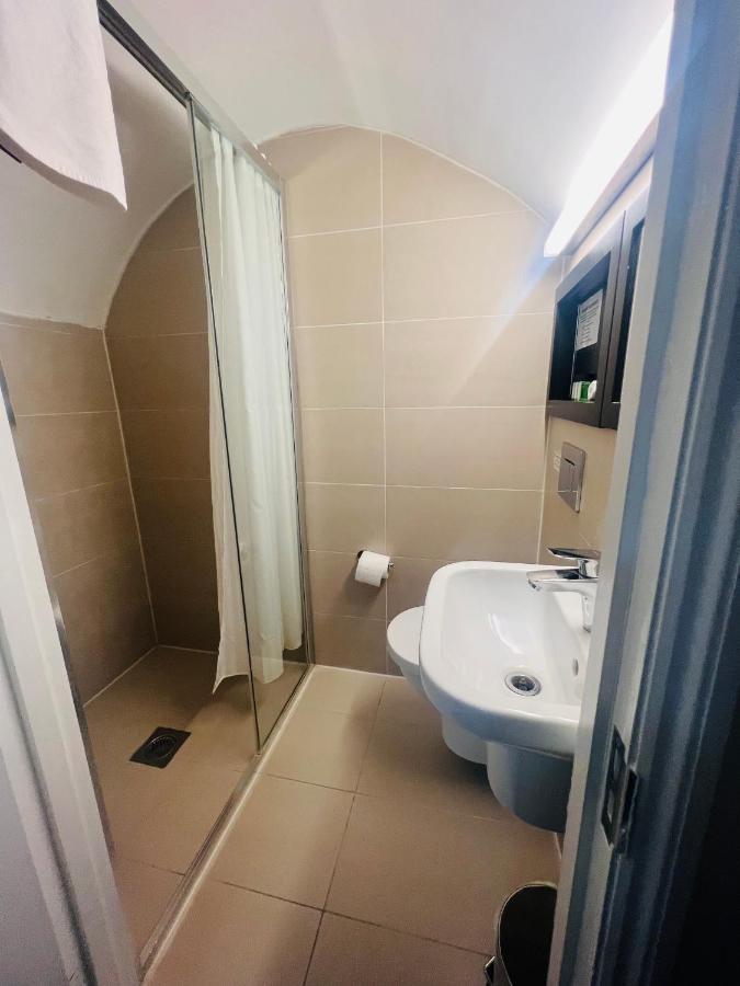 Bloomsbury Palace Hotel Лондон Екстер'єр фото